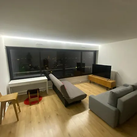 Moderne Avec Parking A 20 شقة